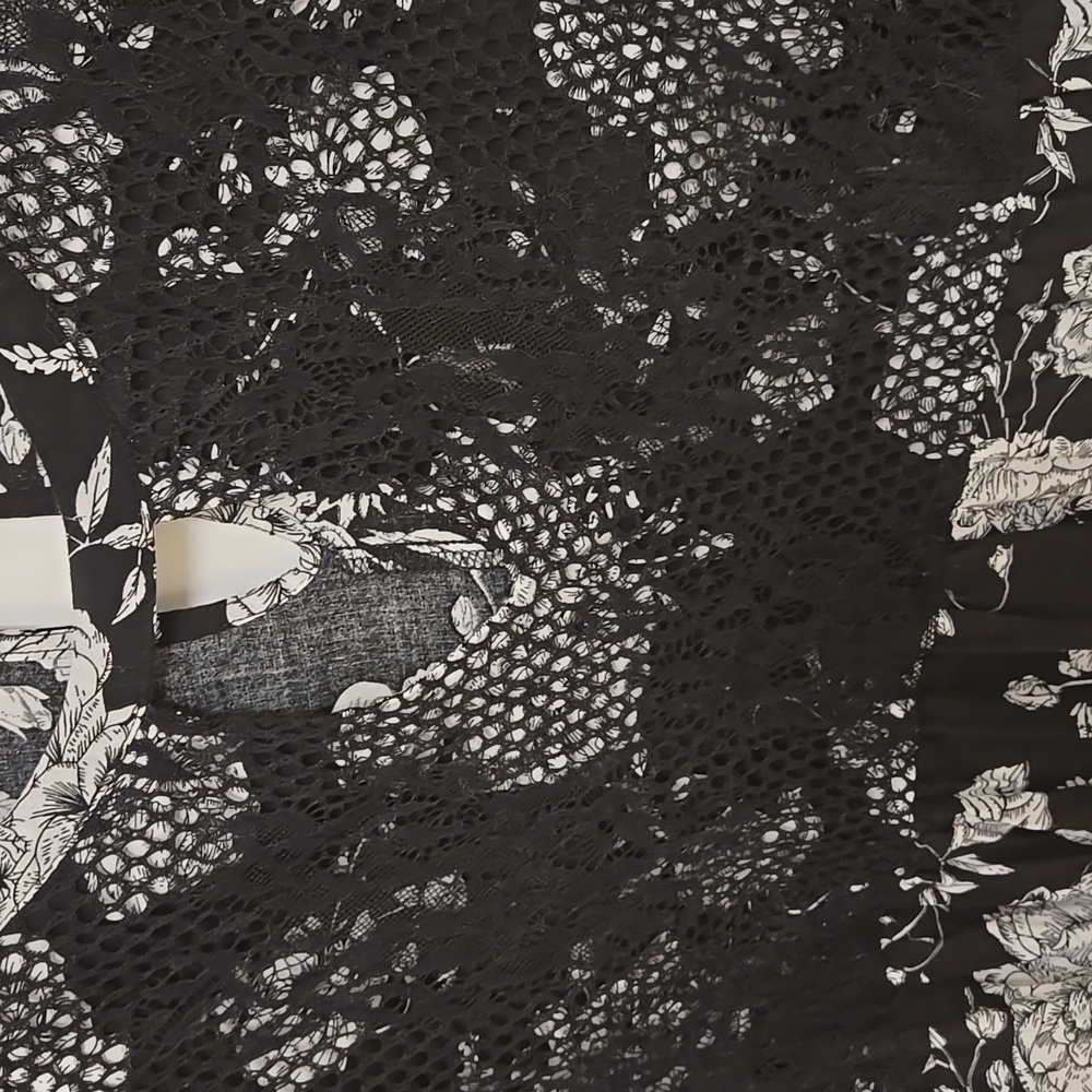 Suzanne Betro shirt - Picture 2 of 6